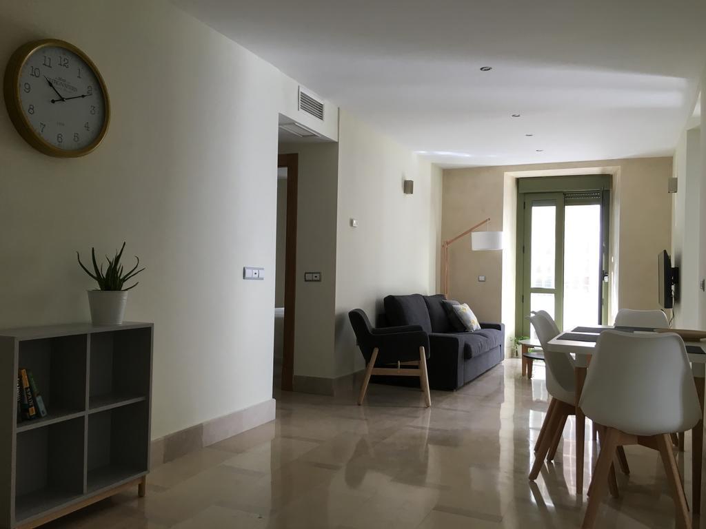 1E Azofaifo St Apartment Sevilla Eksteriør billede