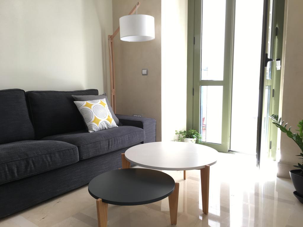 1E Azofaifo St Apartment Sevilla Eksteriør billede