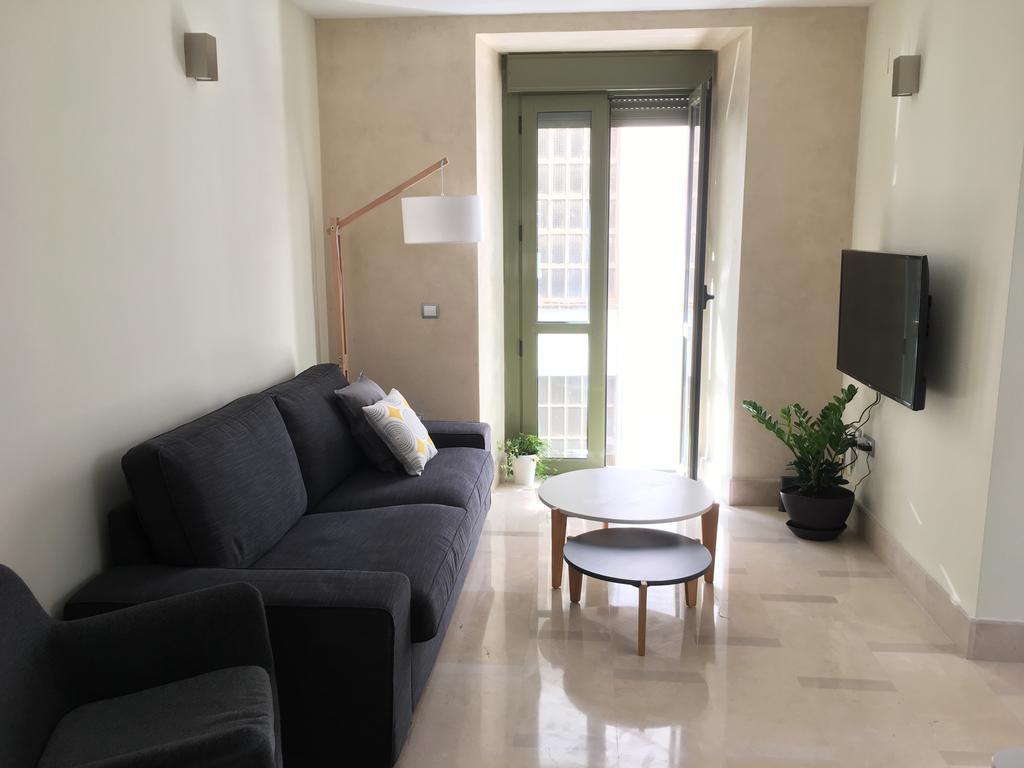 1E Azofaifo St Apartment Sevilla Eksteriør billede