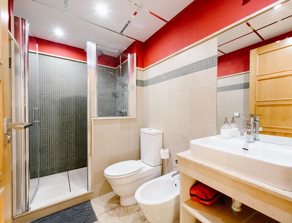 1E Azofaifo St Apartment Sevilla Eksteriør billede