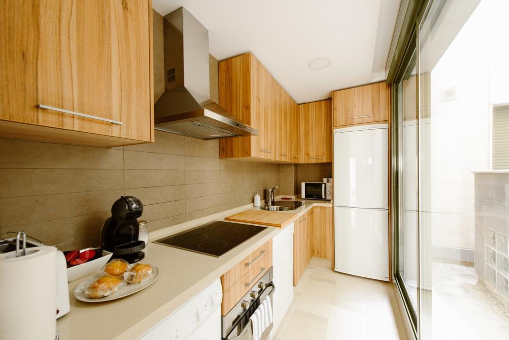 1E Azofaifo St Apartment Sevilla Eksteriør billede