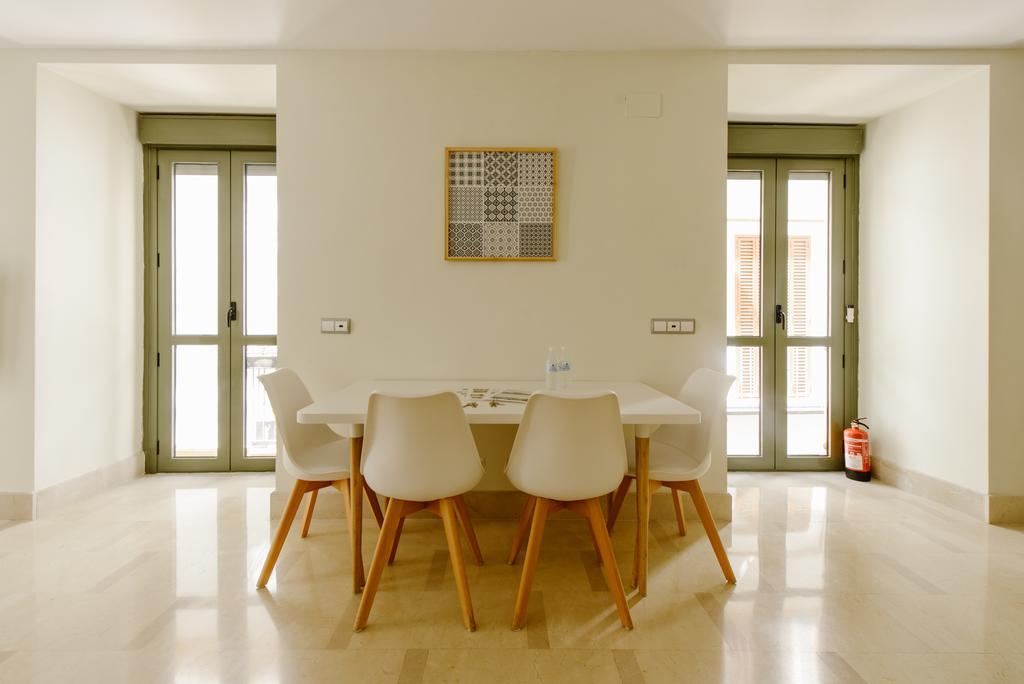 1E Azofaifo St Apartment Sevilla Eksteriør billede