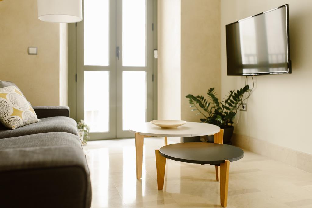 1E Azofaifo St Apartment Sevilla Eksteriør billede