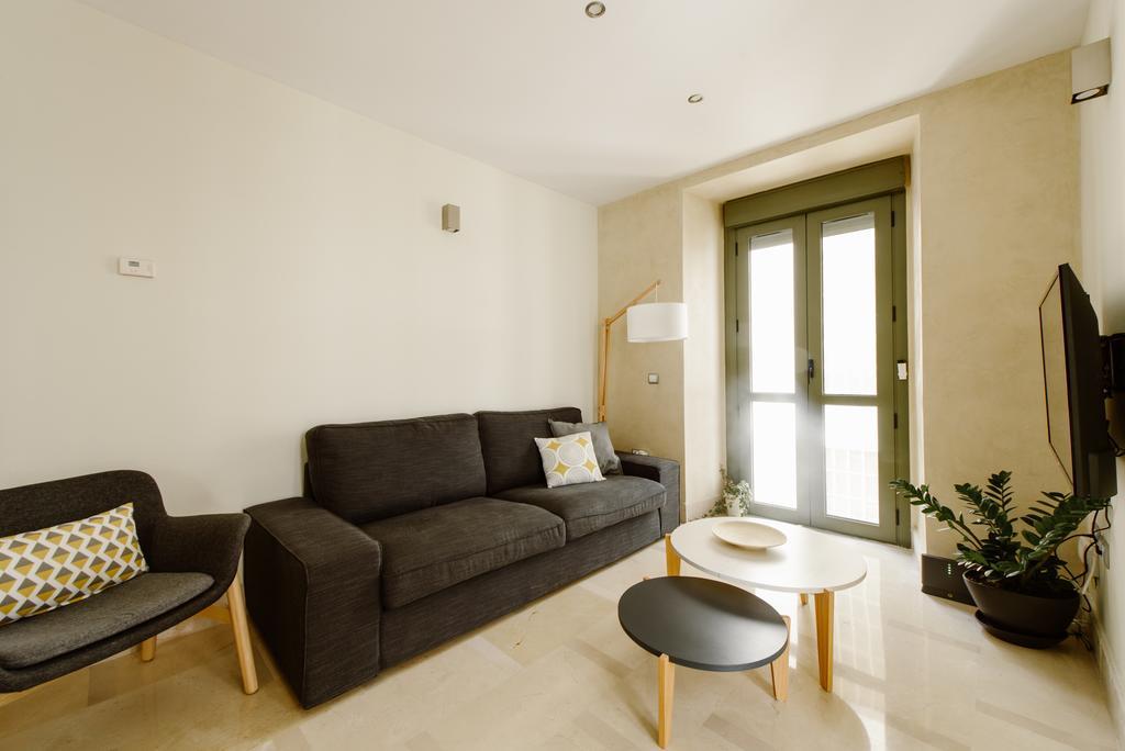 1E Azofaifo St Apartment Sevilla Eksteriør billede