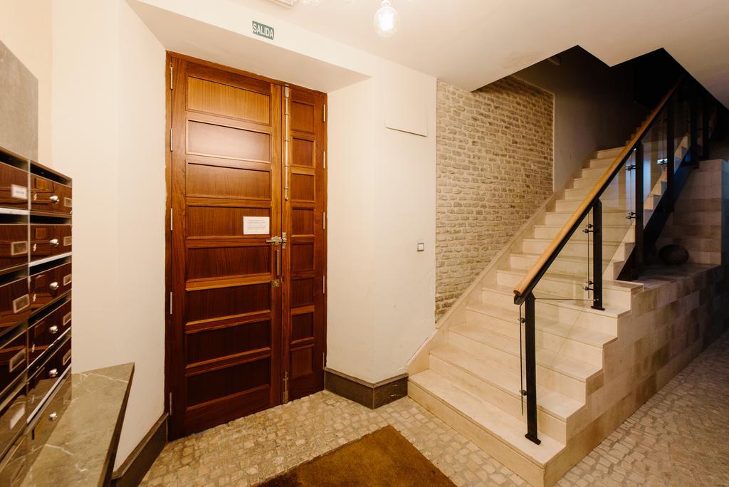 1E Azofaifo St Apartment Sevilla Eksteriør billede